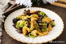 冰箱剩食材，随手一炒就是下饭菜，8分钟上桌，比大鱼大肉还香图片