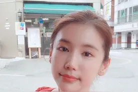 韩性感女星凌晨家中昏迷疑自杀，曾因真空走红毯背负9年骂名图片