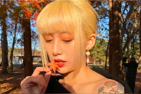 31岁李诞不守男德，与33岁王思聪一起泡吧？黑尾酱结婚前曾想自杀图片