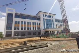武威市易地扶贫搬迁大型安置区教育、医疗补短板项目建设进展顺利图片