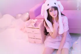 老婆为什么喜欢晚上开滴滴，直到我在ktv看到她穿着制服，离婚图片