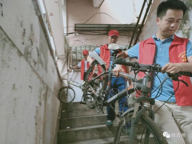 让“僵尸车”不再“霸道”，各街道这样做...