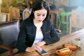 恢复出厂设置有什么用？修手机老板告诉你答案，难怪手机会变流畅图片