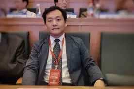 泰迪智慧董事长李成华，全球顶级的人工智能专家，领跑智慧养老图片
