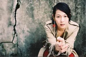 16岁进黄埔官拜陆军上将，他的孙女刘若英一首《后来》唱哭多少人图片