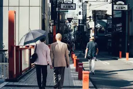 日本老人的晚年生活，比起“养儿防老”，更注重“新型养老”模式图片