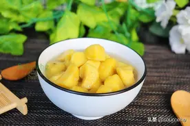 三伏天，煮红薯糖水时加西米，晶莹剔透，冰爽解渴又解暑图片