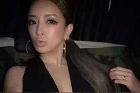 非婚生子，这个日本女明星简直比苍井空还飒图片
