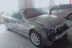 怪兽修车：翻新"破烂不堪"的07年12代皇冠，满血复活变新车图片