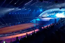 视觉盛宴！30位乘风破浪的姐姐开场大秀赏析图片