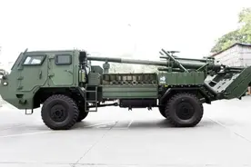 印度研制出大口径轮式榴弹炮，设计奇葩奇丑无比，骗经费的玩意儿图片