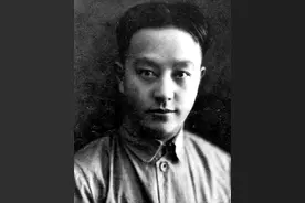 当年拒不认错的王明，美貌妻子客死他乡，孩子们结局又如何？图片