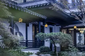 有一种诗意，叫做白墙黛瓦，296㎡园林庭院，都市里的桃花源图片