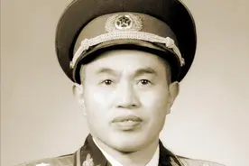 上甘岭狙神张桃芳:32天击毙214个敌人,强到皮定均用皮鞋测试真假图片