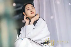 想迷倒李敏镐？除了会扎头发你还得有金高银牌牛奶肌图片