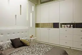 去闺蜜家参观，头次见把空调安装在这里，做法太高级，美观又省地图片