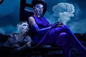 走进香蕉姐莎拉奇葩经历：公开出柜与比自己大31岁的老女星结婚图片