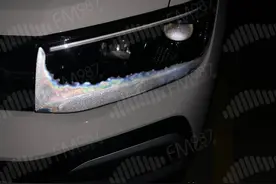 福州郑先生刚提的新车，就出现了问题！4S店：“正常！”图片