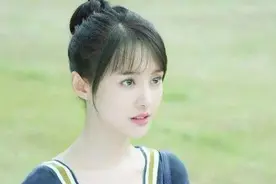 鹿晗碾压蔡徐坤？图片