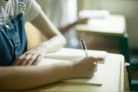 周复盘：人最重要的是认清一点：你不能什么都想要，什么都得到  图片