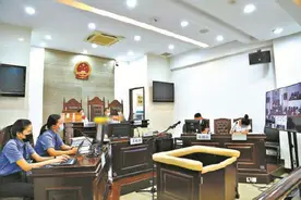 小作坊“大生意”：假冒“每日坚果”卖向各地图片