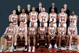 NBA纪实连载23：95年乔丹复出，打造史上最强球队图片