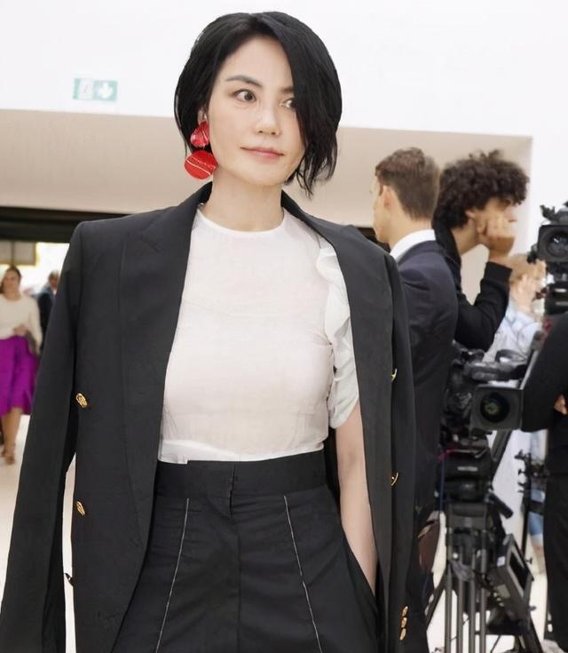 张柏芝谢霆锋正式复婚最新消息是真的吗 张柏芝谢霆锋正式复婚最新消息9月24日