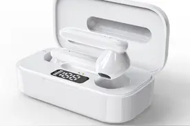 蓝牙耳机怎么使用？怎么充电？图片