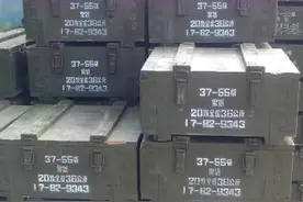 弹药箱一字排开码在战壕？电影看多了！那样等于送死图片