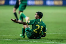 官媒也看不下去了：上港多次在裁判上获利，中超冠军大概稳了图片