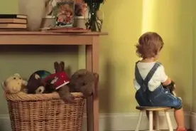 经常打孩子屁股会影响大脑发育，家长们要慎重图片