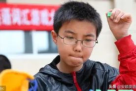 视频:初中英语易混词辨析——elder与older究竟什么区别？视频封面