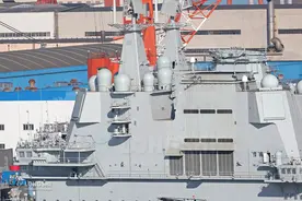 解放军舰队抵近北美，055大驱一马当先，对等威慑巡航，航母可期图片