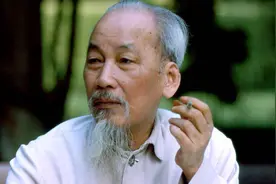1958年，68岁的胡志明向毛主席提出：我想找一个中国女性结婚图片