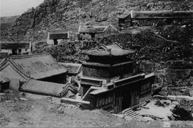 泰山老照片：百年前的泰山南天门、玉皇顶和十八盘路图片