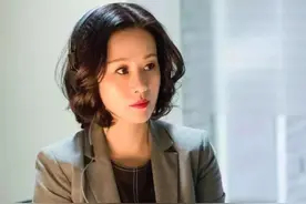 "最美亚洲女星"邬君梅，入美籍嫁大11岁丈夫，没有孩子却自信满满图片