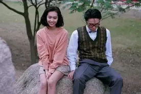 朱茵和老公5年无性婚姻，却狂爱星爷，被郭富城抛弃，经历了什么图片