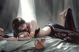 《鬼刀》又一称神Cosplay，真人、画像分不清，原作者都点赞认可图片