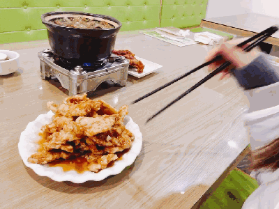 「十堰美食」好嗨哦,在十堰我竟然吃到了地道的东北锅包肉,感觉到了人生巅峰…