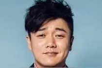 出道11年筷子兄弟：一个身价上亿，一个生活落魄，最终还是走散了图片