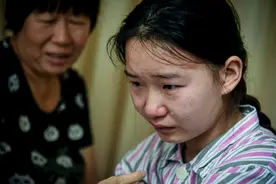 那个21岁还在穿纸尿裤的女孩，我实在笑不出来图片