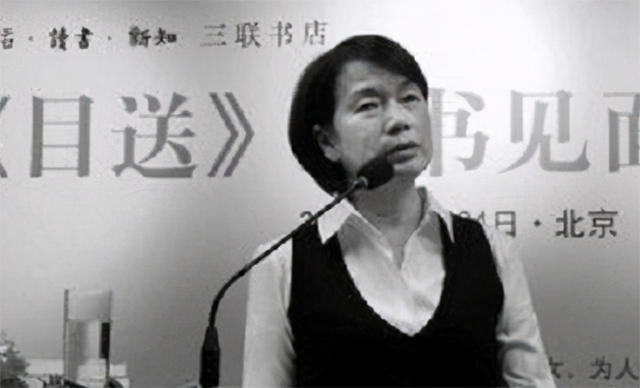 龙应台：既是作家又是官员，任台北文化局长，最终背离初衷