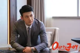 重温《欢乐颂》才发现：女友父亲重病，王柏川冷眼旁观，其实没错图片