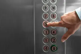 买高层电梯房时，最好别买18层以上的房子，主要是4大缺陷劝退图片