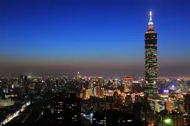11月19日，两岸2025年合并？莫里森求与中方对话；美企想来华取货图片