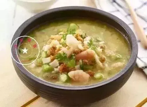 花胶松茸鸡汤上火吗 2026年花胶松茸鸡汤上火吗能吃吗
