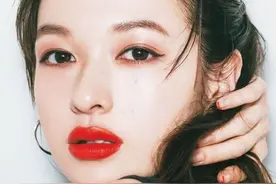 拥有一张百看不厌的脸，31岁依然是人气女神？堪称美妆种草机图片