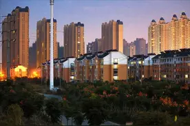 70万房贷，20年和30年利差惊人，如何选择期限和还款方式？图片