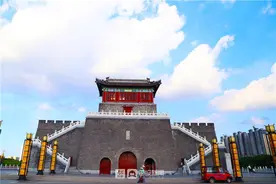 高清大图丨德州平原上空湛蓝如洗 雨后再现“平原蓝”图片