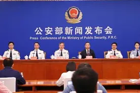教育部：严打“助考”违法犯罪，多证核对、人机比对严防“替考”图片